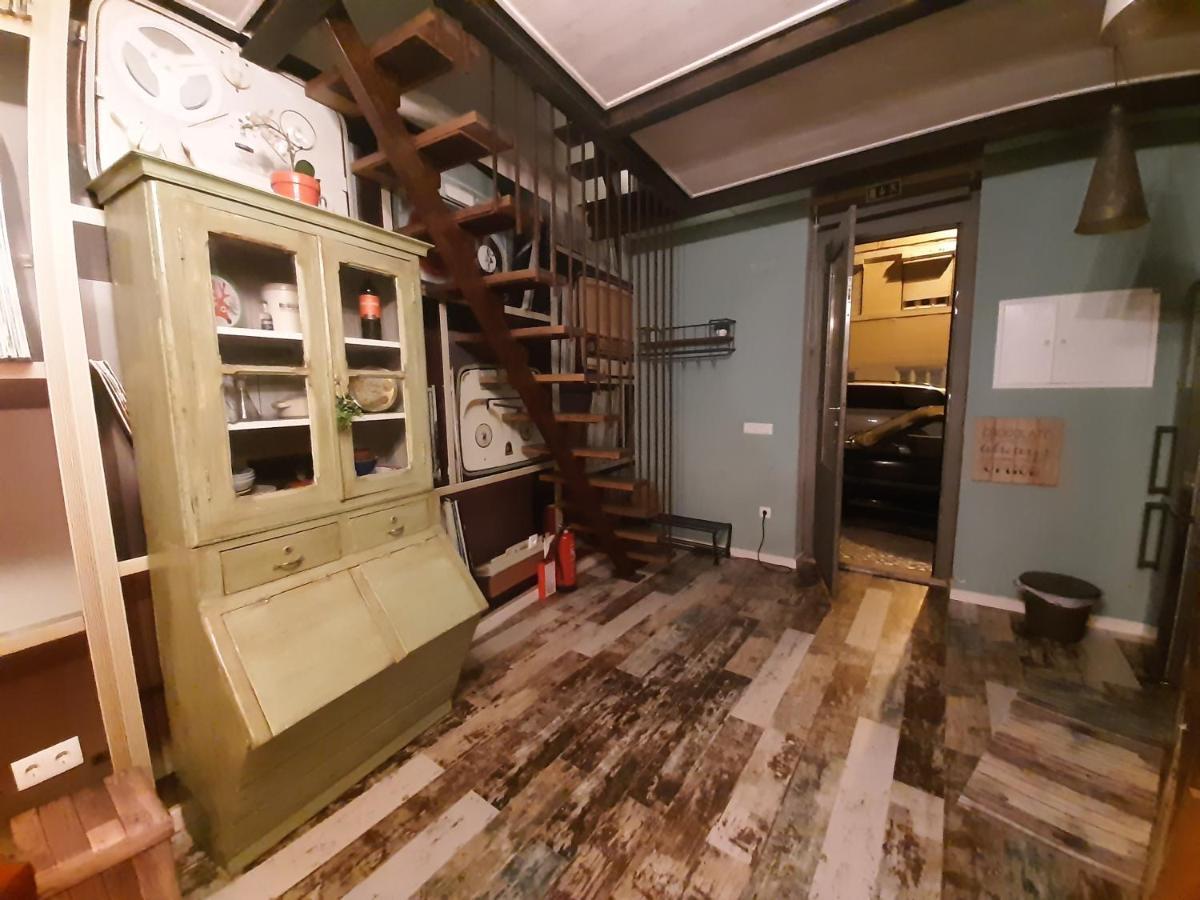 リスボンUnique Stylish House In Beautiful Gracaアパートメント エクステリア 写真