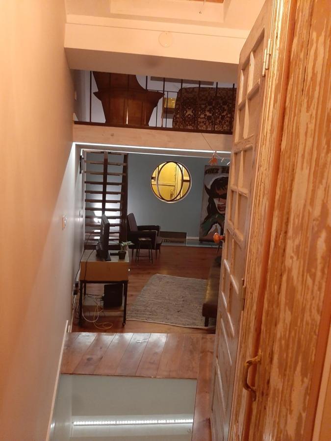 リスボンUnique Stylish House In Beautiful Gracaアパートメント エクステリア 写真
